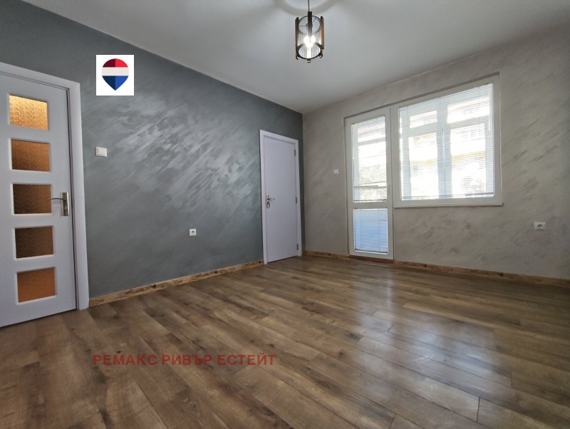 Продава 3-СТАЕН, град Русе, Дружба 2 • 137000 € / 267948.71 лв. • 40866317 1 — Holmes.bg Продава 3-СТАЕН, град Русе, Дружба 2 • 137000 € / 267948.71 лв. • 40866317 1