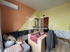 Продава 4-стаен, град София