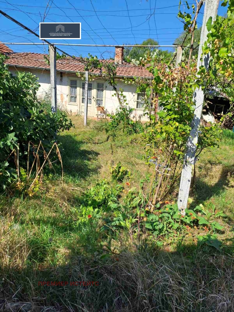 Продава КЪЩА, област Кюстендил, с. Багренци • 45000 € • 73914465 1 — Holmes.bg Продава КЪЩА, област Кюстендил, с. Багренци • 45000 € • 73914465 1
