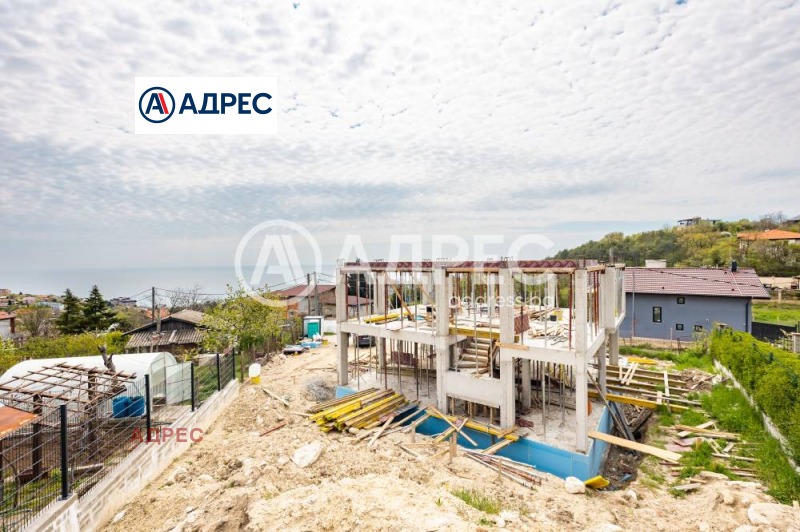 Продава КЪЩА, град Варна, м-т Ален мак • 429000 € / 839051.07 лв. • 10949852 1 — Holmes.bg Продава КЪЩА, град Варна, м-т Ален мак • 429000 € / 839051.07 лв. • 10949852 1