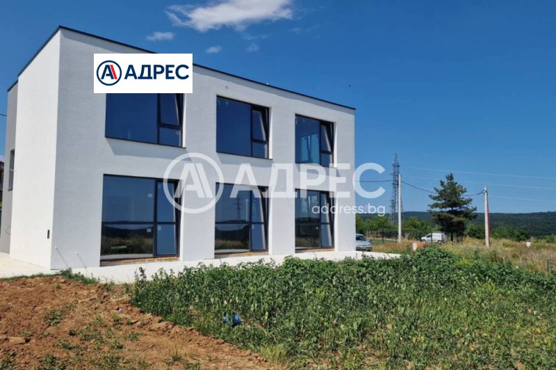 Продава КЪЩА, област Варна, с. Близнаци • 269500 € / 527096.18 лв. • 28104983 1 — Holmes.bg Продава КЪЩА, област Варна, с. Близнаци • 269500 € / 527096.18 лв. • 28104983 1