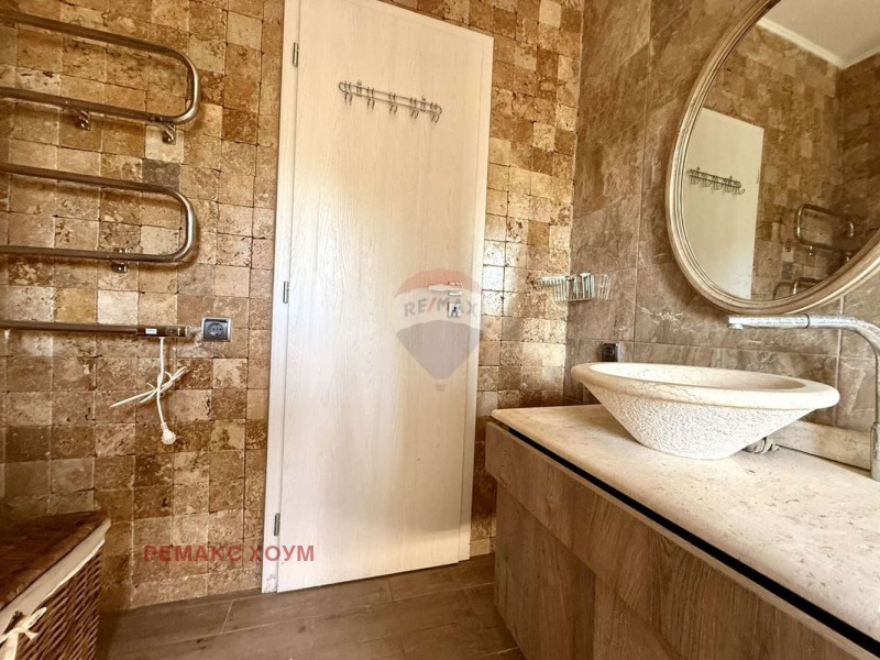 Продава КЪЩА, област Добрич, гр. Генерал Тошево • 127000 € • 43565879 1 — Holmes.bg Продава КЪЩА, област Добрич, гр. Генерал Тошево • 127000 € • 43565879 1