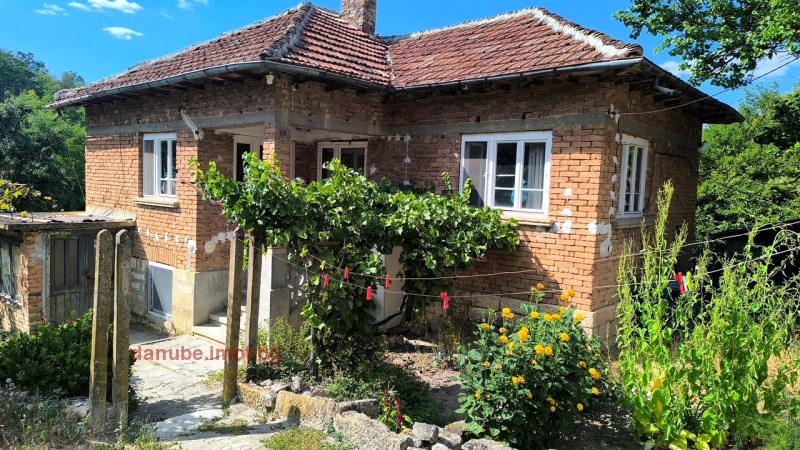 Продава КЪЩА, област Разград, с. Костанденец • 25000 € • 96403965 1 — Holmes.bg Продава КЪЩА, област Разград, с. Костанденец • 25000 € • 96403965 1