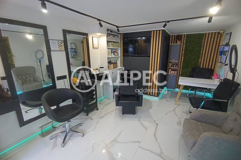 Продава МАГАЗИН, град Разград, Бели Лом • 80000 € / 156466.40 лв. • 83052914 1 — Holmes.bg Продава МАГАЗИН, град Разград, Бели Лом • 80000 € / 156466.40 лв. • 83052914 1
