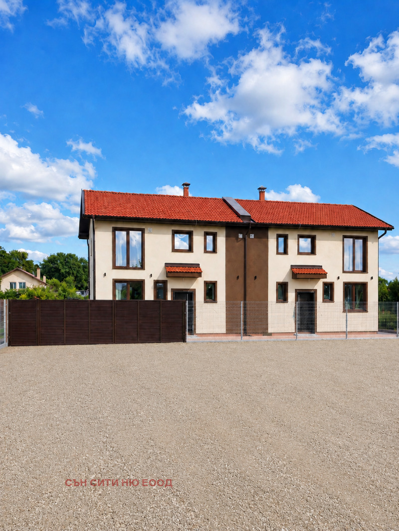 Продава КЪЩА, област София, гр. Костинброд • 250000 € • 85213709 1 — Holmes.bg Продава КЪЩА, област София, гр. Костинброд • 250000 € • 85213709 1