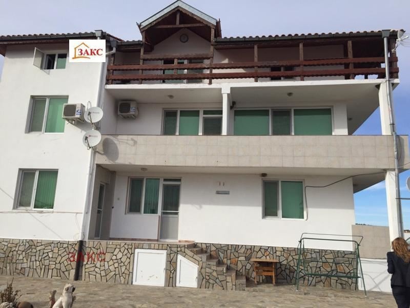 Продава КЪЩА, област Кърджали, с. Папрат • 230000 € • 38053183 1 — Holmes.bg Продава КЪЩА, област Кърджали, с. Папрат • 230000 € • 38053183 1
