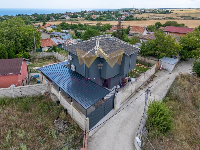 Продава КЪЩА, град Варна, м-т Добрева чешма • 375000 € • 13558693 1 — Holmes.bg Продава КЪЩА, град Варна, м-т Добрева чешма • 375000 € • 13558693 1