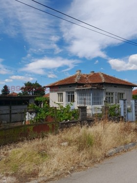 Продава Къща, гр. Тервел
