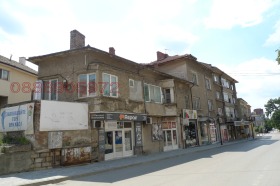 Продава Къща, гр. Свищов