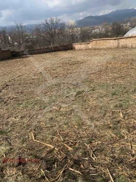 ПАРЦЕЛ, 930 m2 - Holmes.bg ПАРЦЕЛ, 930 m2