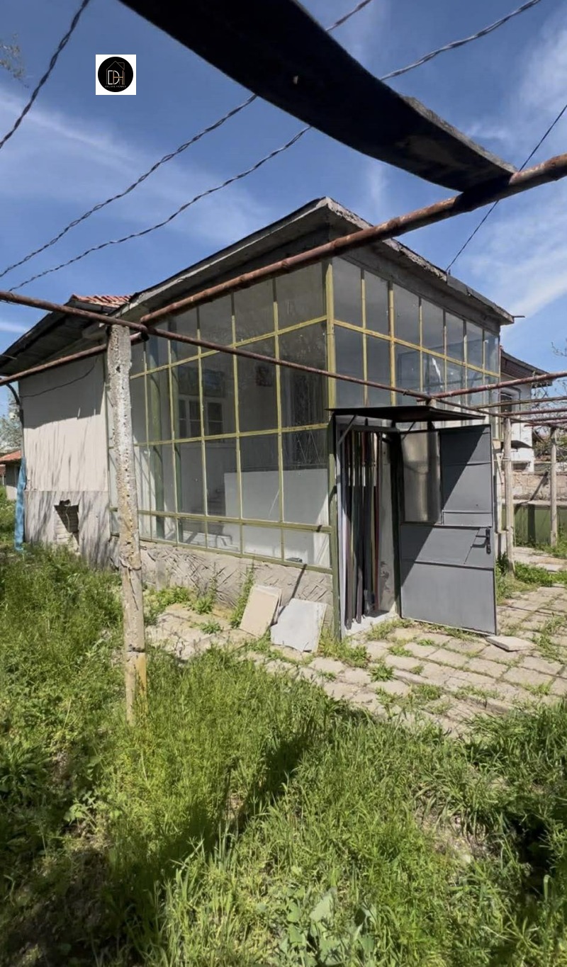Продава КЪЩА, област Пловдив, с. Ръжево • 44900 € / 87816.77 лв. • 29048950 1 — Holmes.bg Продава КЪЩА, област Пловдив, с. Ръжево • 44900 € / 87816.77 лв. • 29048950 1