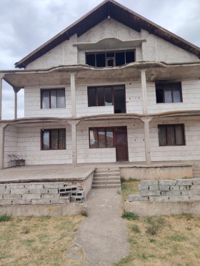 Продава Къща, гр. Кнежа