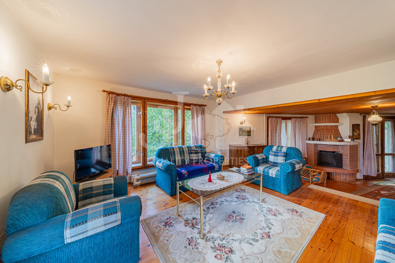 Продава КЪЩА, област София, с. Луково • 390000 € / 762773.70 лв. • 25789982 1 — Holmes.bg Продава КЪЩА, област София, с. Луково • 390000 € / 762773.70 лв. • 25789982 1