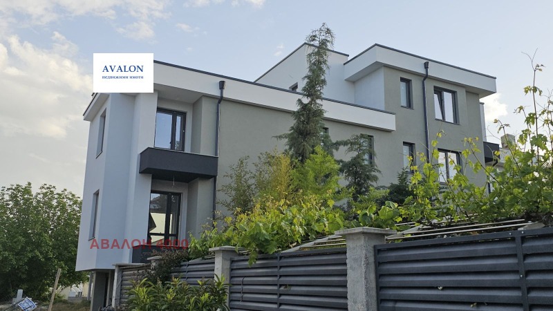 Продава 3-СТАЕН, град Пловдив, Южен • 130000 € / 254257.90 лв. • 84790432 1 — Holmes.bg Продава 3-СТАЕН, град Пловдив, Южен • 130000 € / 254257.90 лв. • 84790432 1