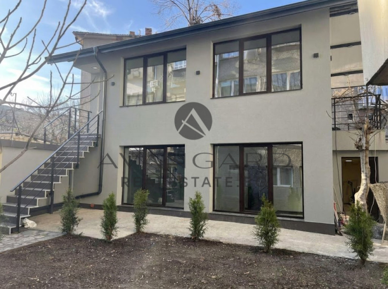 Продава КЪЩА, град Пловдив, Кючук Париж • 304999 € / 596526.19 лв. • 40421786 1 — Holmes.bg Продава КЪЩА, град Пловдив, Кючук Париж • 304999 € / 596526.19 лв. • 40421786 1