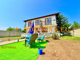 Обява Продава КЪЩА,с. Безводица, област Добрич