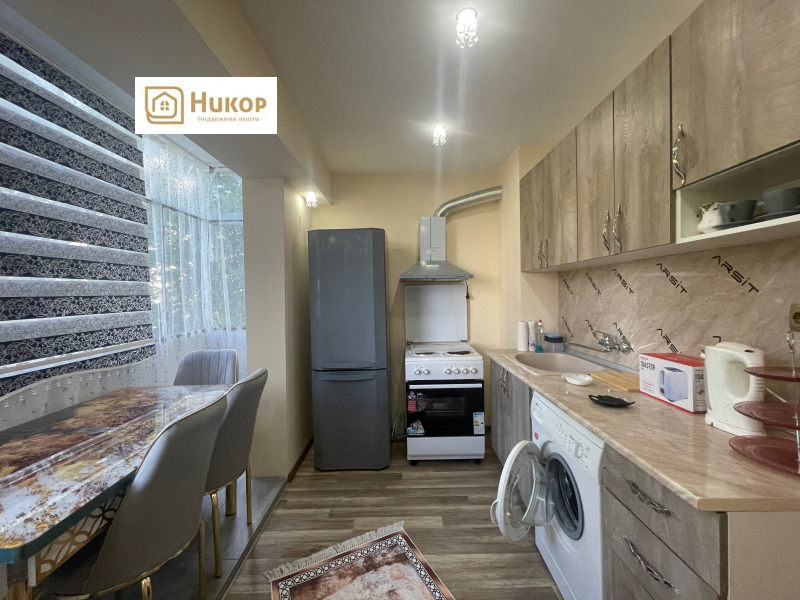 Продава 3-СТАЕН, област Стара Загора, гр. Раднево • 50000 € • 18643493 1 — Holmes.bg Продава 3-СТАЕН, област Стара Загора, гр. Раднево • 50000 € • 18643493 1