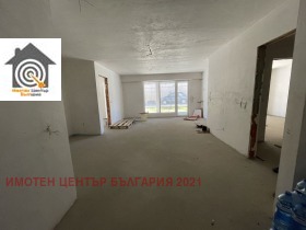 Продажба на тристайни апартаменти в град София — страница 9 - изображение 12 
