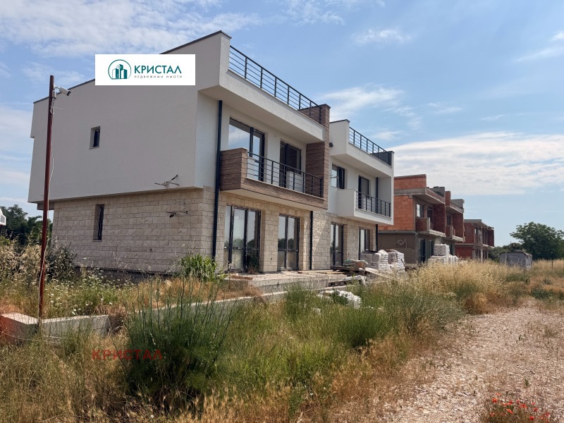 Продава КЪЩА, област Пловдив, с. Труд • 120000 € • 53518717 1 — Holmes.bg Продава КЪЩА, област Пловдив, с. Труд • 120000 € • 53518717 1