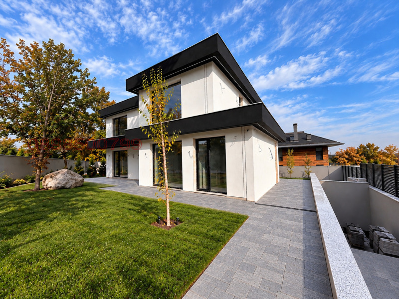 Продава КЪЩА, град София, Драгалевци • 2200000 € • 98033216 1 — Holmes.bg Продава КЪЩА, град София, Драгалевци • 2200000 € • 98033216 1