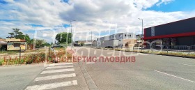 Продава 4-стаен град Пловдив Гагарин - [1] 