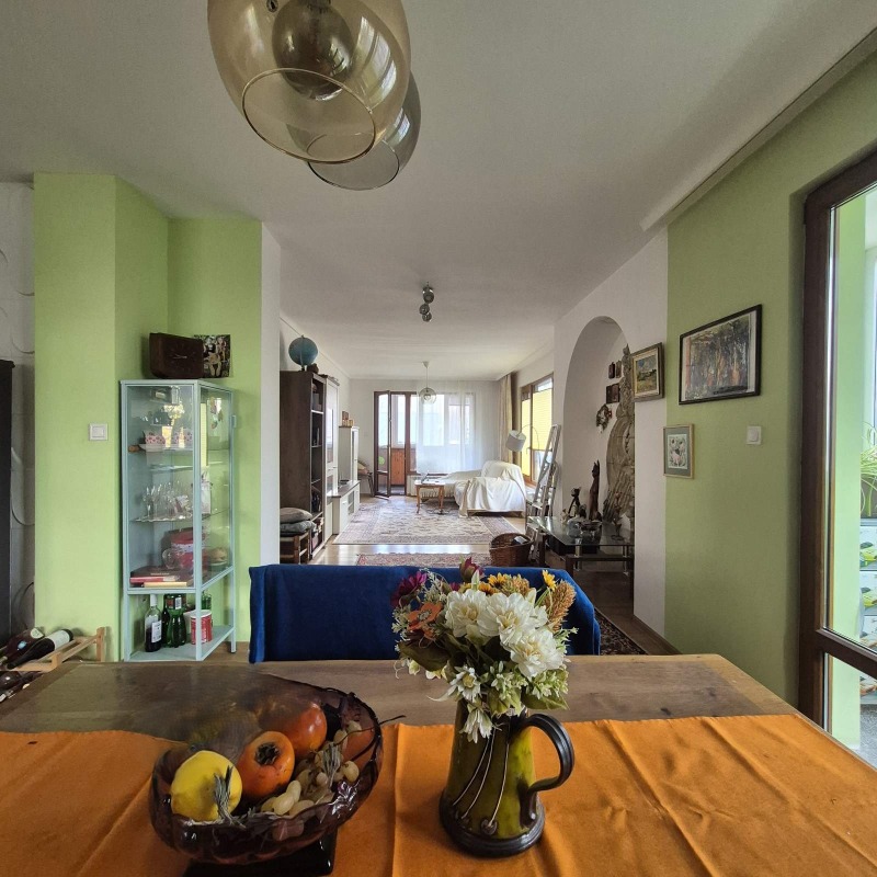 Продава 4-СТАЕН, град София, Медицинска академия • 495000 € / 968135.85 лв. • 54769735 1 — Holmes.bg Продава 4-СТАЕН, град София, Медицинска академия • 495000 € / 968135.85 лв. • 54769735 1