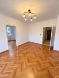 Продава 3-СТАЕН, град София, Изток • 304900 € • 23384998 2 — Holmes.bg Продава 3-СТАЕН, град София, Изток • 304900 € • 23384998 2
