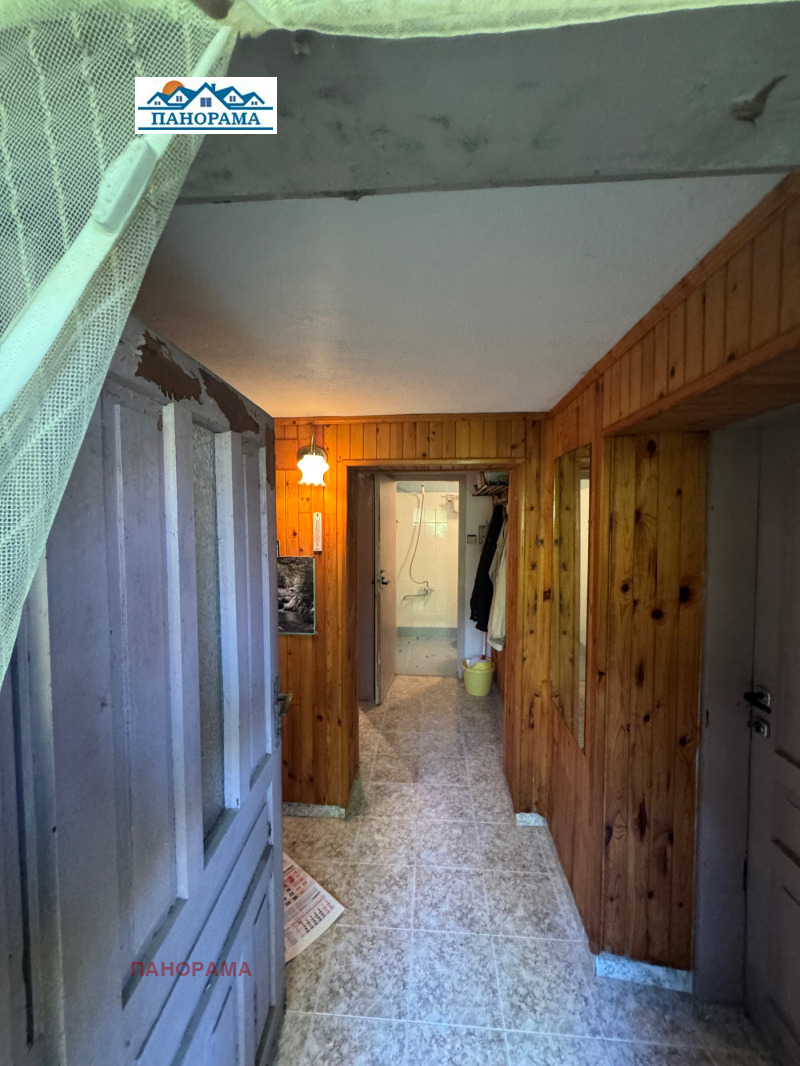 Продава КЪЩА, област Пловдив, гр. Калофер • 69000 € / 134952.27 лв. • 99784832 1 — Holmes.bg Продава КЪЩА, област Пловдив, гр. Калофер • 69000 € / 134952.27 лв. • 99784832 1