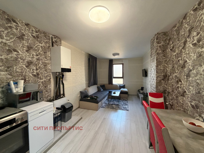 Продава 3-СТАЕН, град Благоевград, Широк център • 105000 € / 205362.15 лв. • 80004183 1 — Holmes.bg Продава 3-СТАЕН, град Благоевград, Широк център • 105000 € / 205362.15 лв. • 80004183 1