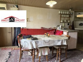 Обява Продава КЪЩА,с. Поликраище, област Велико Търново