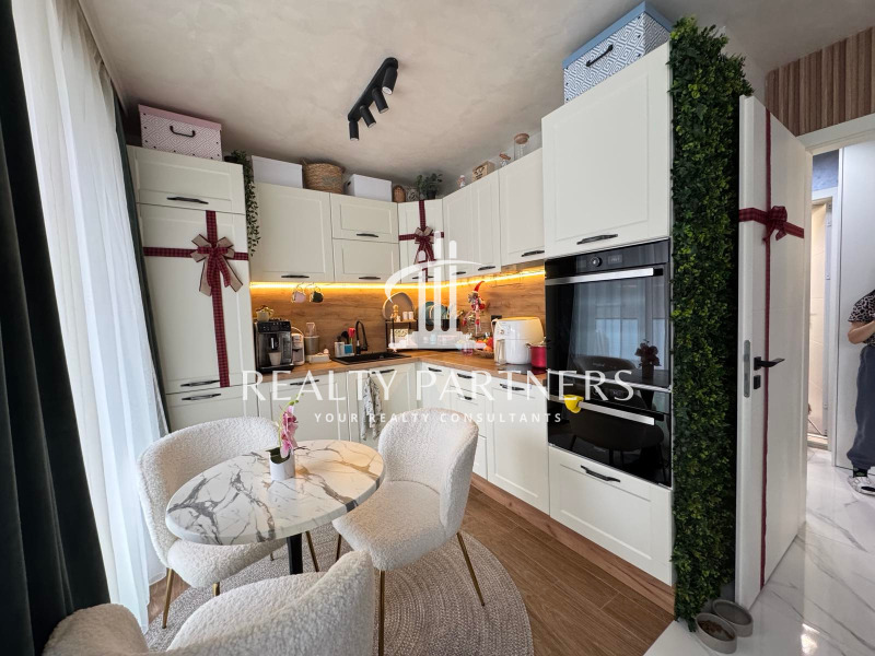 Продава 2-СТАЕН, град Перник, Център • 200000 € / 391166.00 лв. • 16129283 1 — Holmes.bg Продава 2-СТАЕН, град Перник, Център • 200000 € / 391166.00 лв. • 16129283 1