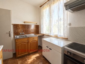 Обява Продава КЪЩА,град Габрово, Център