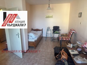 Обява Продава 2-СТАЕН,град Кърджали, Център