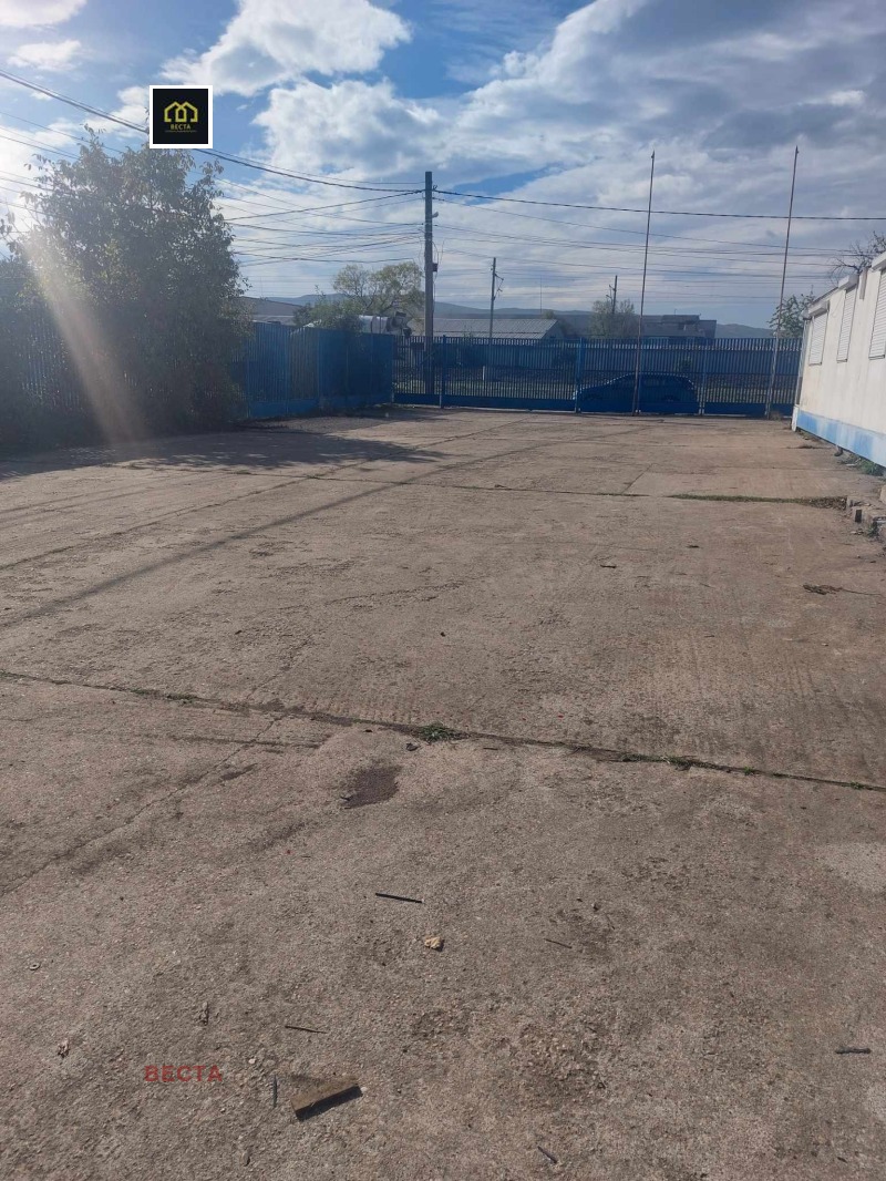 Продава ГАРАЖ, ПАРКОМЯСТО, град София, с. Казичене • 380000 € • 63682322 1 — Holmes.bg Продава ГАРАЖ, ПАРКОМЯСТО, град София, с. Казичене • 380000 € • 63682322 1