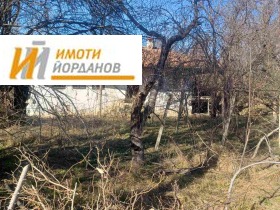 Продажба на имоти в с. Къпиново, област Велико Търново - изображение 3 