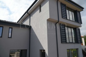 КЪЩА, 320 m2 - Holmes.bg КЪЩА, 320 m2