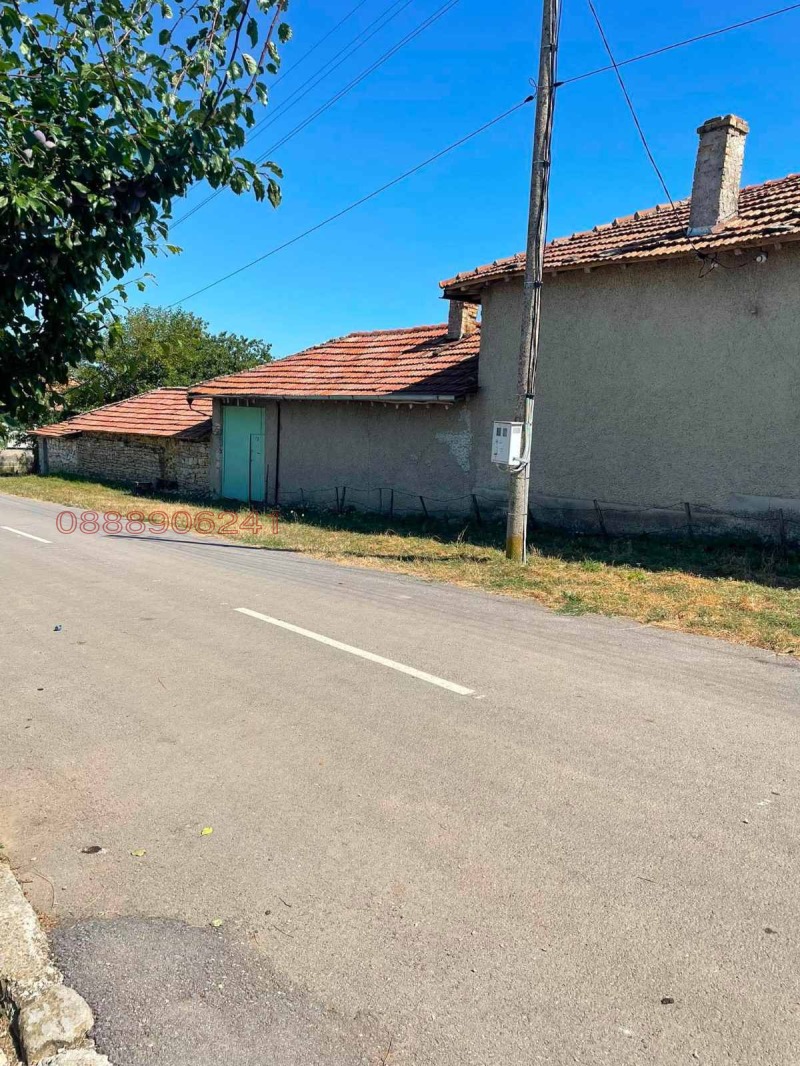 Продава КЪЩА, област Шумен, с. Кладенец • 30000 € • 32995550 1 — Holmes.bg Продава КЪЩА, област Шумен, с. Кладенец • 30000 € • 32995550 1