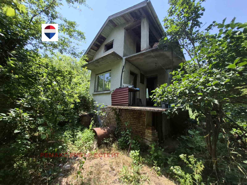 Продава ВИЛА, област Русе, с. Николово • 30900 € / 60435.15 лв. • 67514318 1 — Holmes.bg Продава ВИЛА, област Русе, с. Николово • 30900 € / 60435.15 лв. • 67514318 1