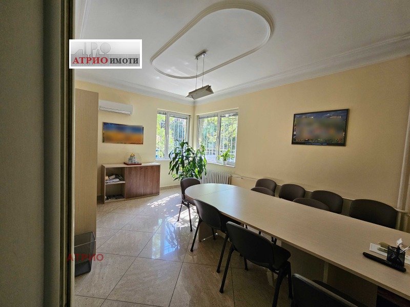 Продава 4-СТАЕН, град София, Център • 600000 € / 1173498.00 лв. • 16748163 1 — Holmes.bg Продава 4-СТАЕН, град София, Център • 600000 € / 1173498.00 лв. • 16748163 1