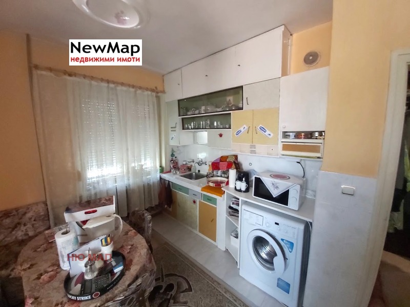 Продава ЕТАЖ ОТ КЪЩА, град Плевен, Идеален център • 225000 € / 440061.75 лв. • 53093624 1 — Holmes.bg Продава ЕТАЖ ОТ КЪЩА, град Плевен, Идеален център • 225000 € / 440061.75 лв. • 53093624 1