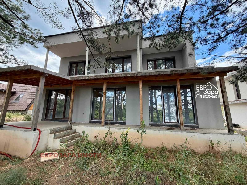 Продава КЪЩА, град Стара Загора, Студентско градче • 230000 € / 449840.90 лв. • 23005387 1 — Holmes.bg Продава КЪЩА, град Стара Загора, Студентско градче • 230000 € / 449840.90 лв. • 23005387 1