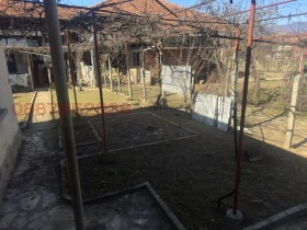 Обява Продава КЪЩА,с. Литаково, област София