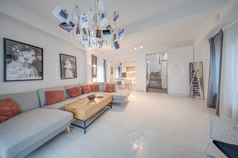 Продава КЪЩА, град София, Център • 430000 € • 71712175 1 — Holmes.bg Продава КЪЩА, град София, Център • 430000 € • 71712175 1