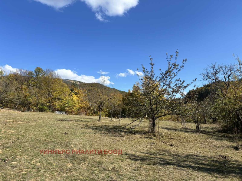Продава КЪЩА, област София, гр. Етрополе • 106000 € • 81919263 1 — Holmes.bg Продава КЪЩА, област София, гр. Етрополе • 106000 € • 81919263 1