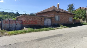 Обява Продава КЪЩА,с. Стежерово, област Плевен