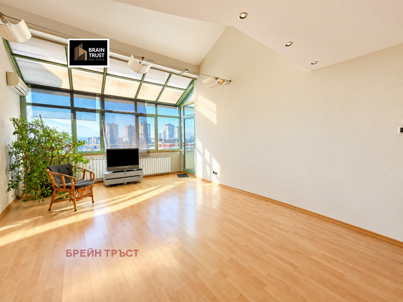 Продава МЕЗОНЕТ, град София, Младост 3 • 650000 € • 80763244 1 — Holmes.bg Продава МЕЗОНЕТ, град София, Младост 3 • 650000 € • 80763244 1