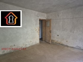 Обява Продава 4-СТАЕН,град Враца, Подбалканска>