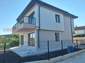 КЪЩА, 130 m2 - Holmes.bg КЪЩА, 130 m2