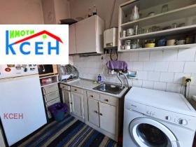 Обява Продава ЕТАЖ ОТ КЪЩА,град Търговище, Боровец>