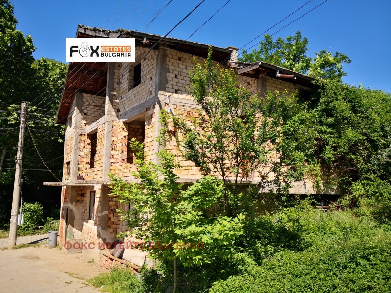 Продава  Къща област Пловдив , с. Брестовица , 280 кв.м | 41345402 - изображение [2]